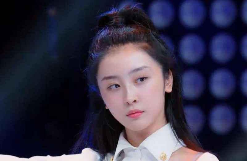 《青春有你2》再现看点?赵小棠曾可妮新造型上热搜