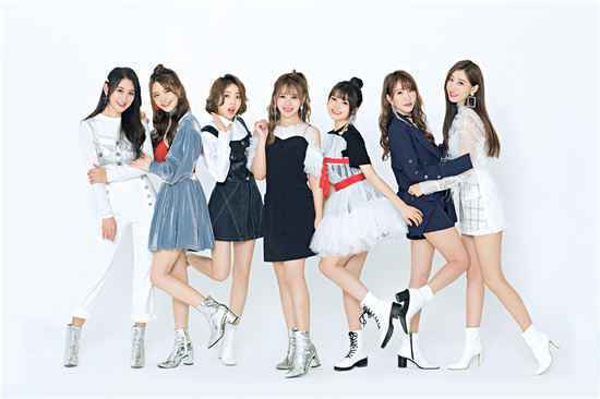 《润物无声》是由谁演唱的？