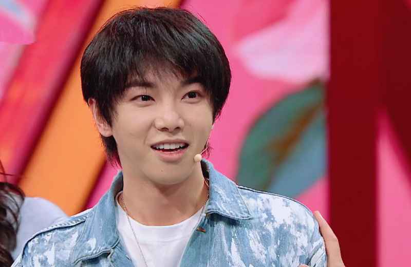 《歌手》决赛帮唱嘉宾公布,华晨宇邀请了沈腾黄渤,周深却邀请了他