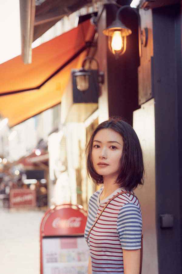 万茜时尚街拍大片 chic风邂逅法式浪漫