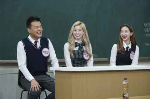 朴轸永《FEVER》 MV点击达700万次!