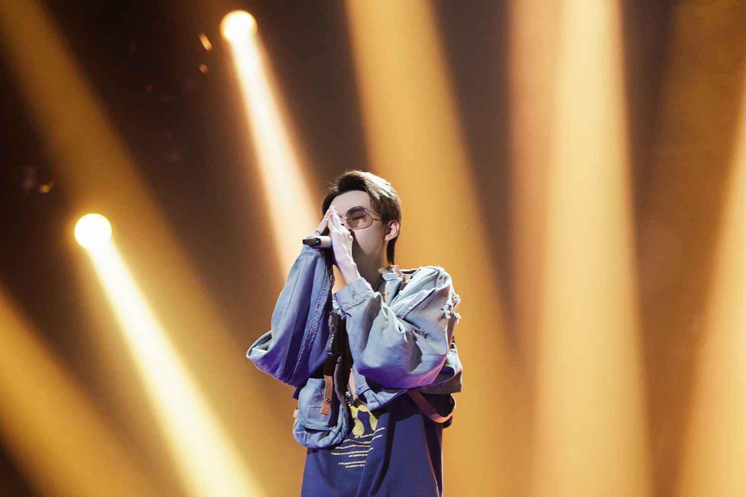 《我是唱作人2》热播 音乐人刘思鉴尝试音乐革新