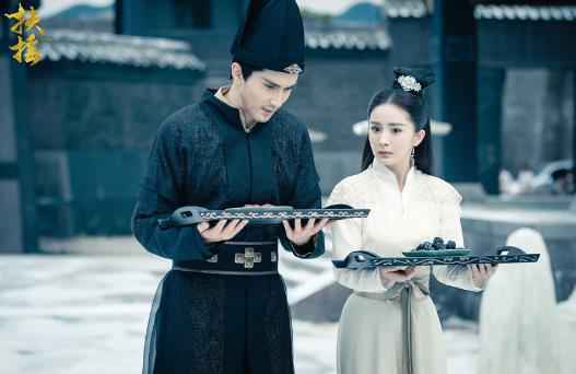 《扶摇》勇破百亿大关 杨幂阮经天不负勇往笃行不倦