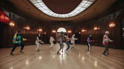 防弹少年团、姜丹尼尔的新歌MV拍摄地在同一个地方LA剧院！