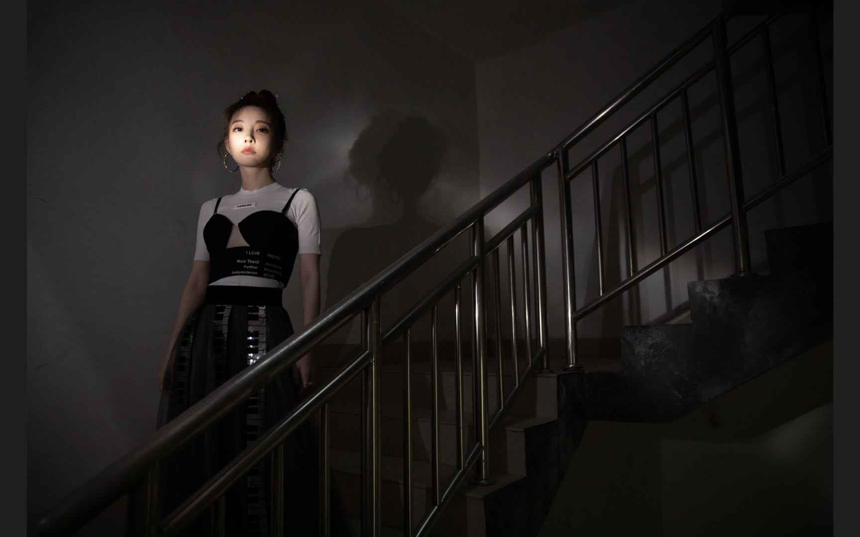 冯提莫音乐盛典认证不俗实力 新歌荣获年度最佳电子音乐单曲