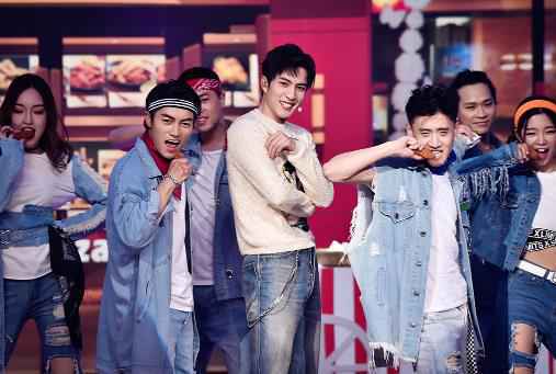 《跨界歌王》韩东君进步飞速力夺歌王 金志文歌曲串烧笑喷众人