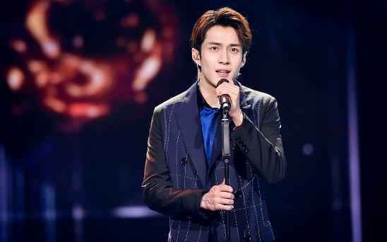 《跨界歌王》韩东君进步飞速力夺歌王 金志文歌曲串烧笑喷众人