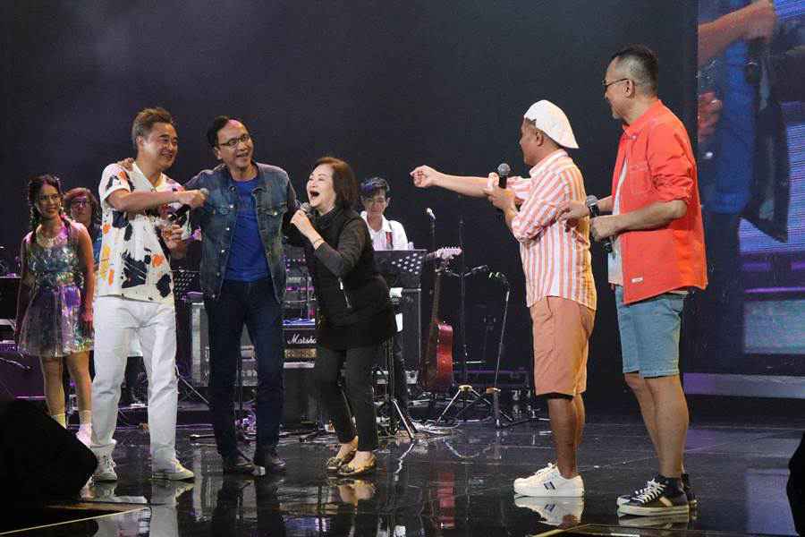 陈升揪文夏老婆倒数 眼尖见朱立伦力挺：我们透明无色