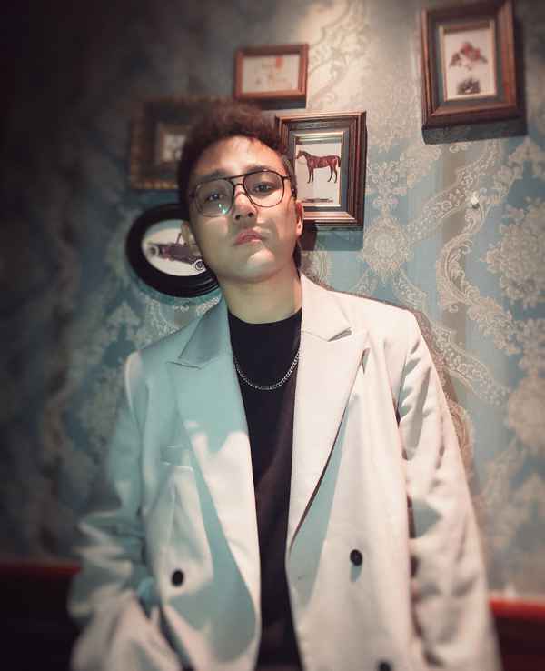 音乐人王博——献唱电视剧《欲爱无声》主题曲