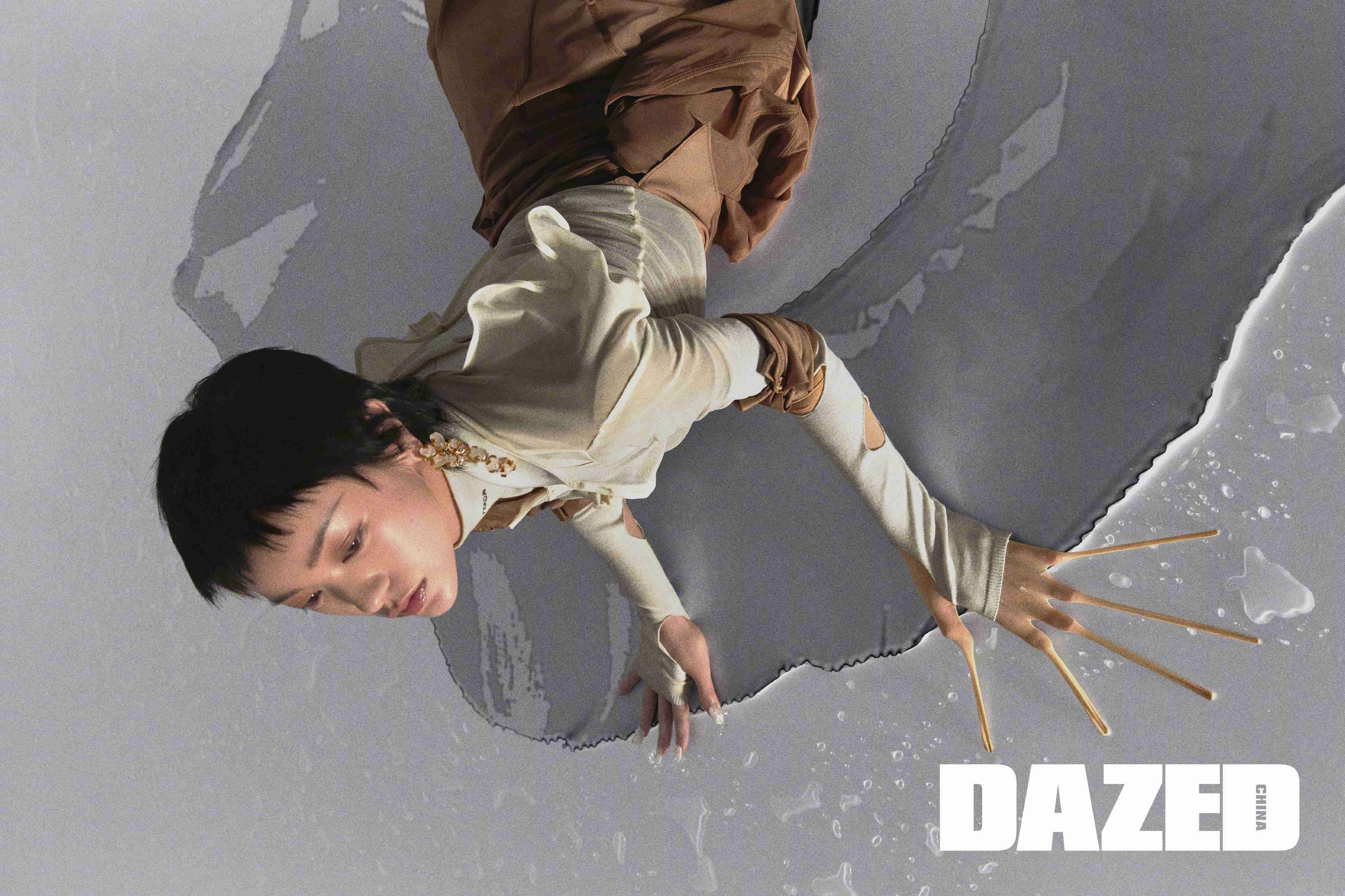 郭采洁Dazed五月封面上线 奇幻别致诠释别样氛围感