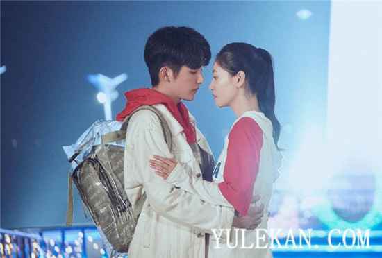 《冰糖》黎语冰和棠雪前一天在一起第二天就分手?是在过家家吗?