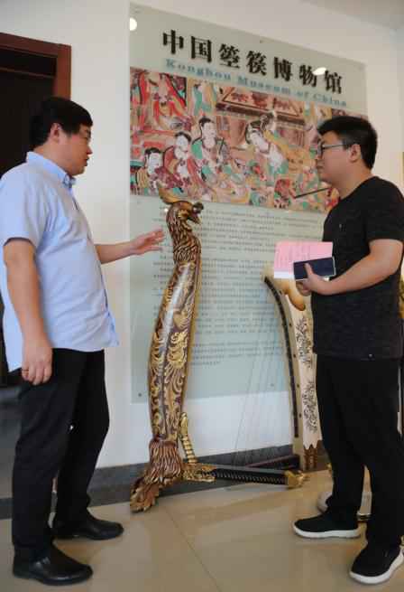 国庆彩车上弹箜篌的是河南姑娘!箜篌文化创意产业在河南落地生根