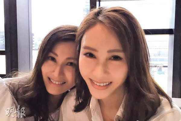 最美聚会—李嘉欣与黎姿女神小聚畅聊