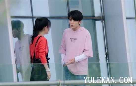 《冰糖炖雪梨》黎语冰明明也很优秀，为什么就是不招棠雪爸爸的喜欢？