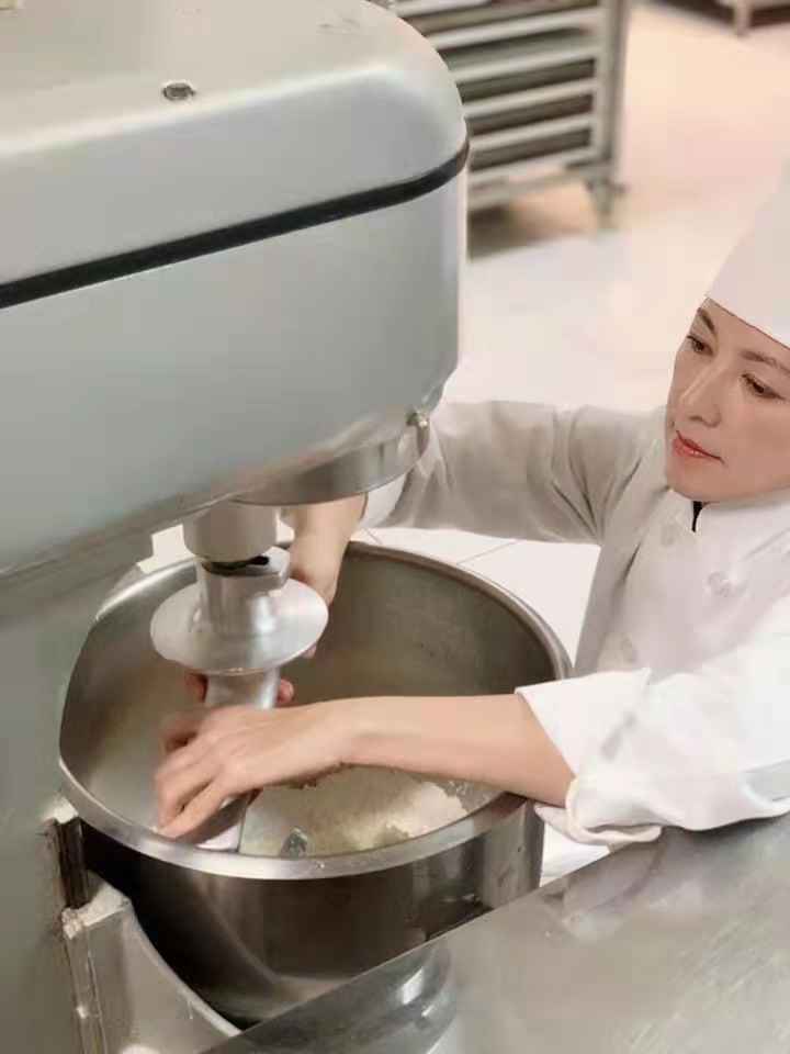 陈明真半年考取三证 身体力行传递学无止境正能量