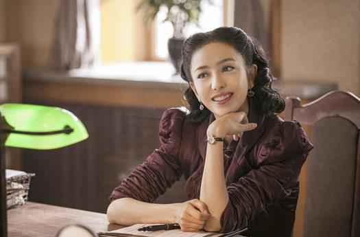 佟丽娅《爱国者》演绎机智特工 多重身份任意切换