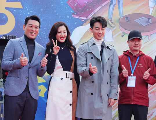 陈晓新戏《好好说话》开机 首演主持人角色惊喜亮相