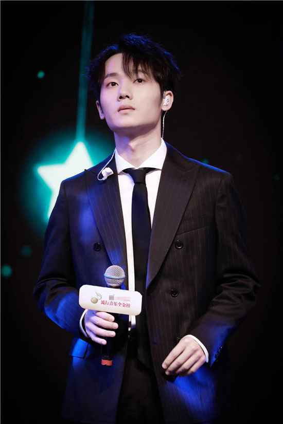 全能唱作才子蒋敦豪现身“音乐面对面”