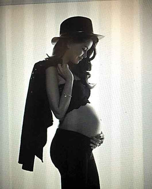 昆凌发文报平安 赞周杰伦“全勤爸爸”