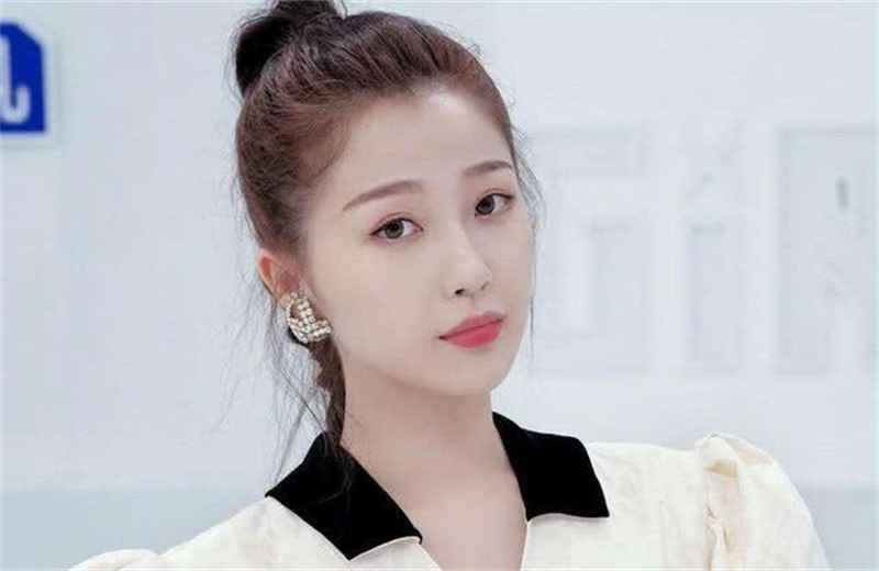 《青你2》虞书欣被扒出昔日动态,言语坦诚,小小年纪单纯惹人爱