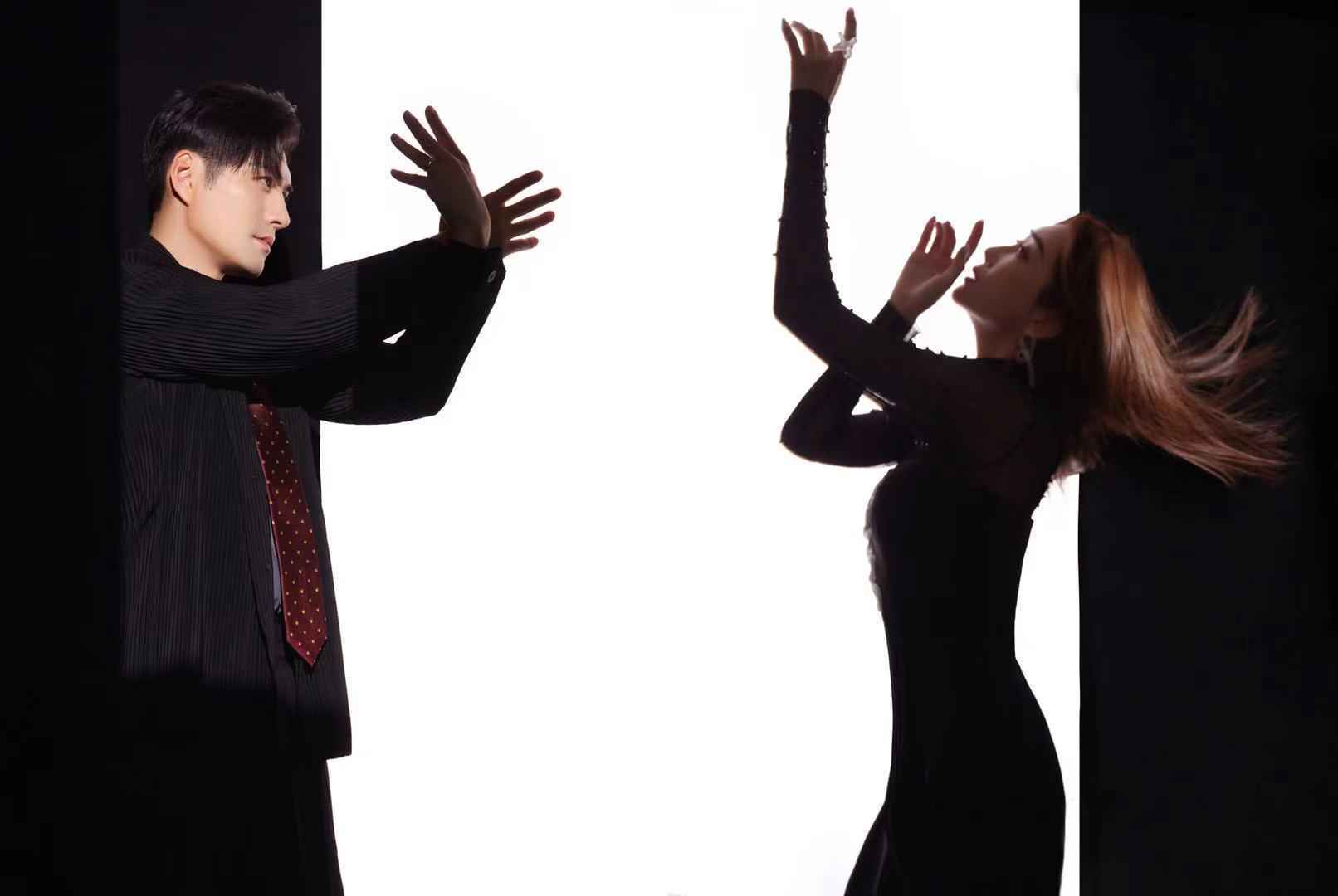 双向奔赴势均力敌的爱情最是动人！严屹宽杜若溪合体大片来袭