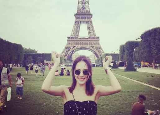 阮经天许玮甯同在巴黎游玩 纯属巧合？