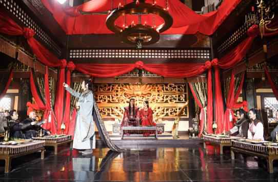 《莽荒纪》刘恺威解锁升级版剑阵 王鸥为情“换CP”选择张峻宁