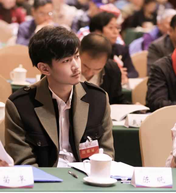 陈晓出席文联活动 戏里戏外传递正能量