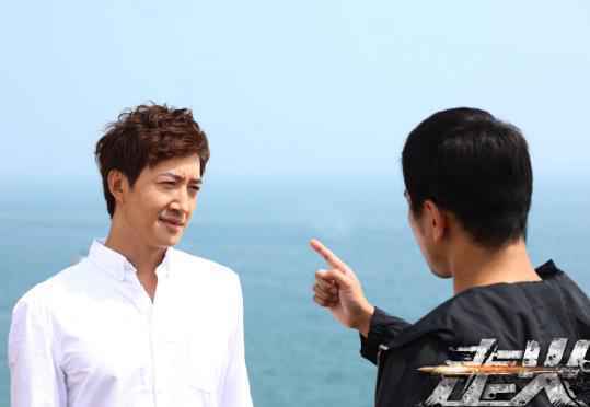 “小正大”缔造主流精品 爆款正剧《走火》今晚收官