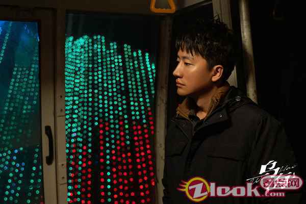 黄轩 电影《乌海》定档6.12 黄轩杨子姗领衔上演“相爱相杀”