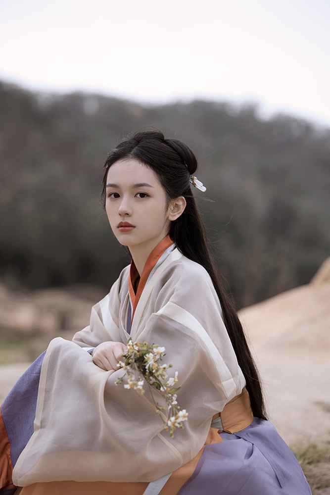 从星盘角度分析哪些95后小花有机会“红”