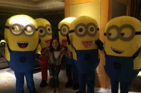 生日都要开工！张钧甯获惊喜庆生超开心