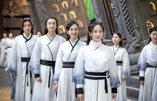 《莽荒纪》发布牛骏峰特辑 呆萌助攻刘恺威王鸥感情之路