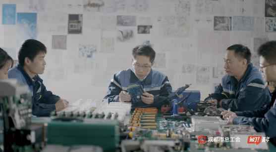 《了不起的成都工匠》记录能工巧匠，“地下爱迪生”圈粉无数