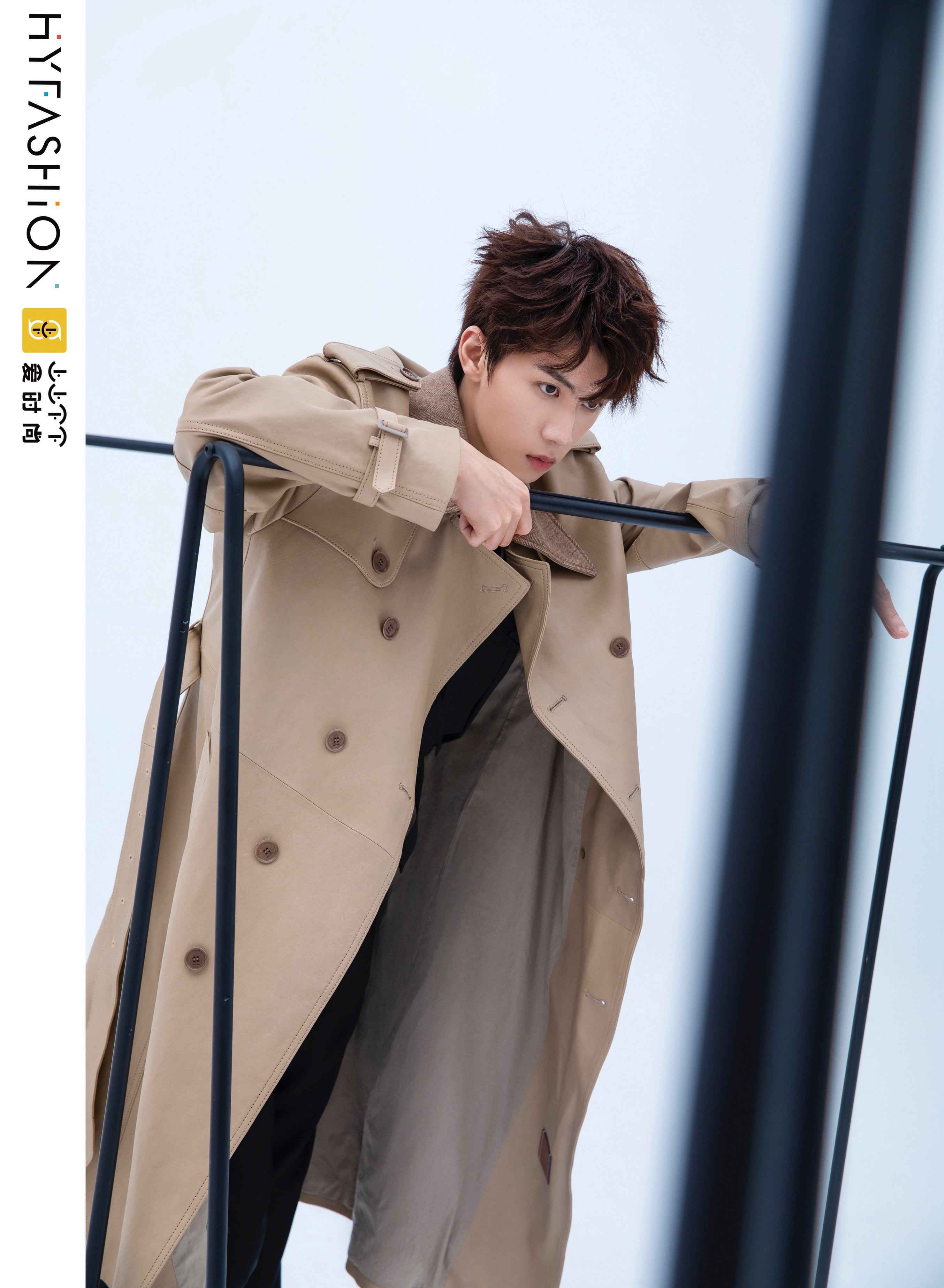 任宥纶最新大片曝光 活力气息肆意展现