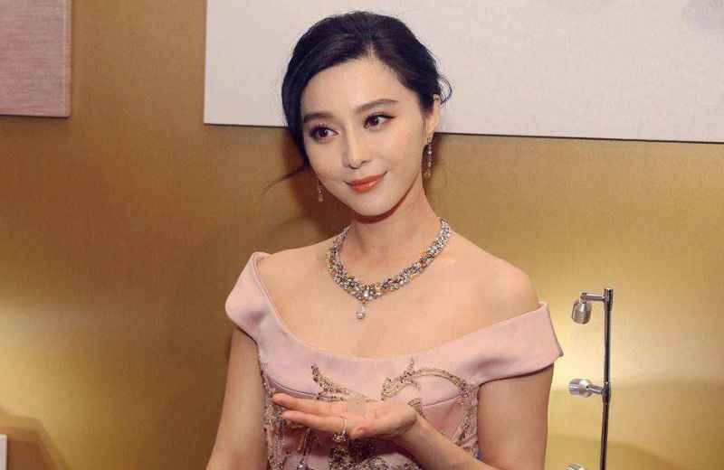 范丞丞将为姐姐复出之路尽一己之力，范冰冰客串弟弟新综艺，你支持吗？