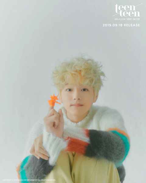 Teen Teen迷你一辑《VERY, ON TOP》预告照片