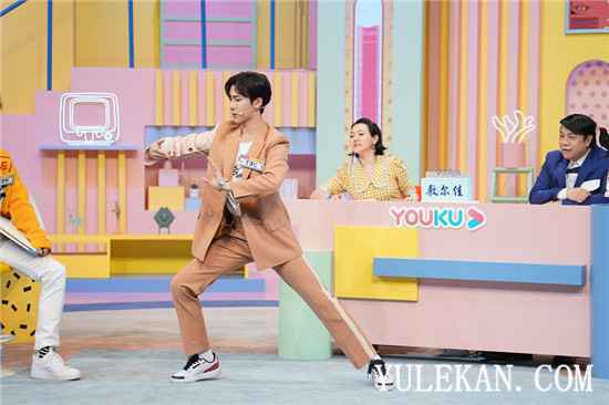 丁泽仁再度做客《花花万物》直面犀利问题被赞三观正