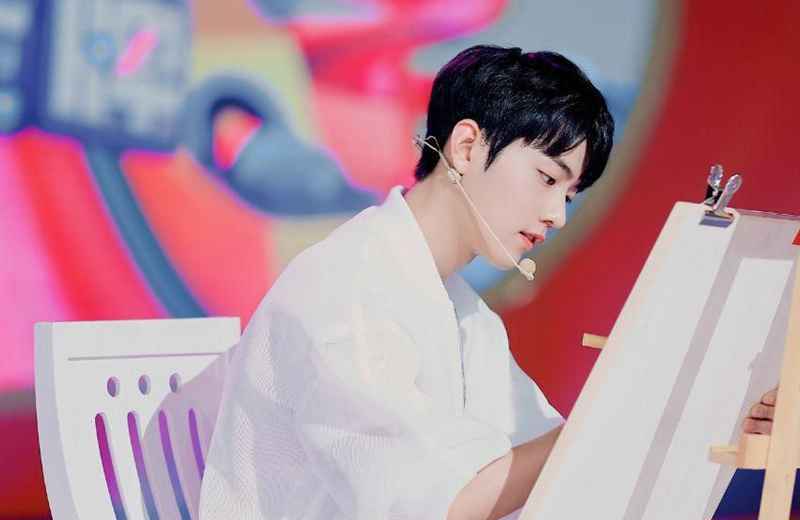 肖战无缘《青春环游记2》？节目组直接开杠黑粉，态度明确