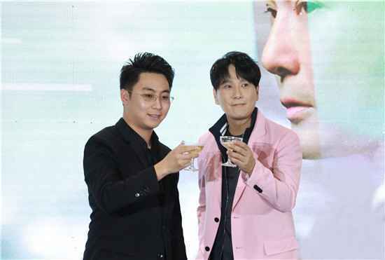 情歌王子张信哲未来式沈阳站发布会