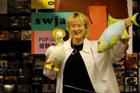 韩媒盛赞此生必听! 鲜于贞娥用玩偶熟记中文名