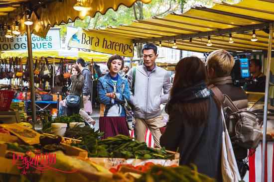 《巴黎假期》郭采洁古天乐度假疗伤