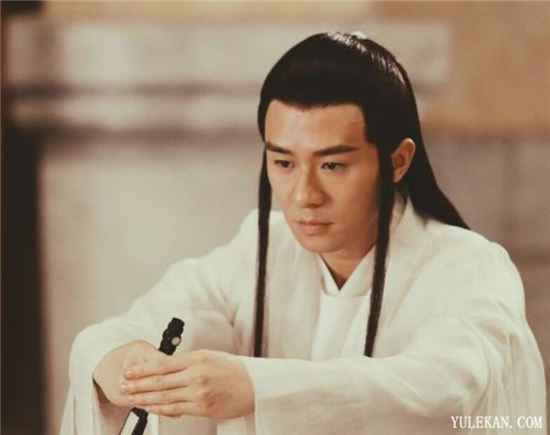 《枕上书》连宋与成玉是怎么相爱的?他们到底是怎么回事?