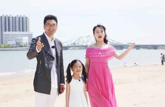 《群演公社》真人秀节目拍摄杀青 “我要闪”献礼新中国70年华诞