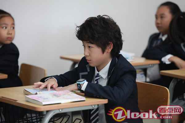 儿童电影《我的嘟卡弟弟》今日上映 硬科幻展温暖亲情