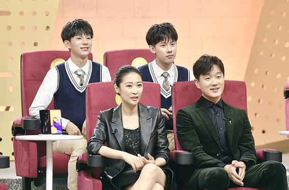 周奇本周双综艺开播 全能少年火热霸屏