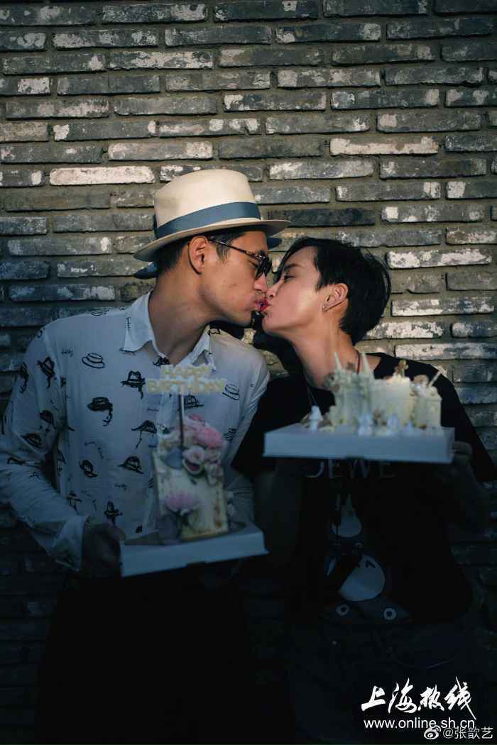 曝吻照晒幸福!袁弘张歆艺结婚五周年撒狗粮!