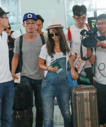 林心如回应一家三口之说：没别的意思