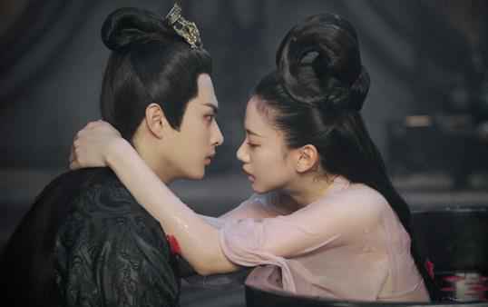 韩承羽《听雪楼》收官 双面角色实力圈粉