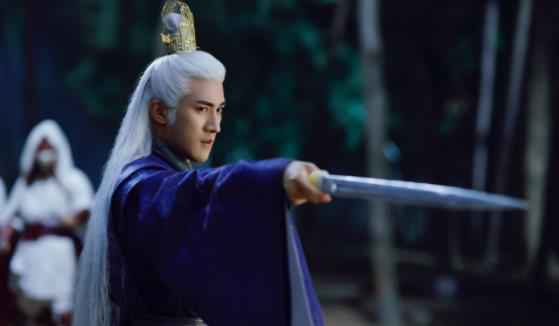 李治廷主演电视剧《白发》热播 无忧跌宕人生再遇波折